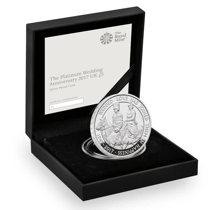 Platinum Wedding Anniversary £5 Silver Proof Coin Box Set (2017)